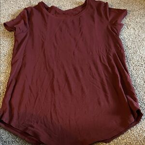 lululemon athletica Maroon live Short Sleeve Tee